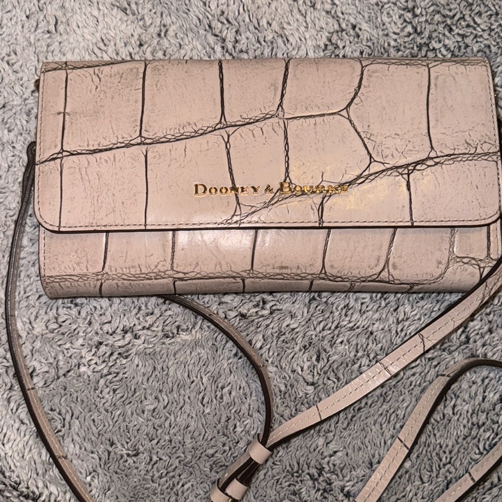 Gentle used Dooney & Bourke Purse